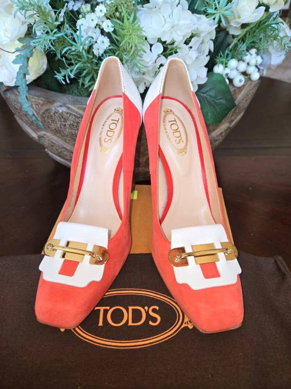 Authentic Tod's Coral Red Suede Pumps Gold-tone with Box SIZE 36 ~ MSRP $458